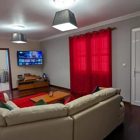 Levada Nova House *