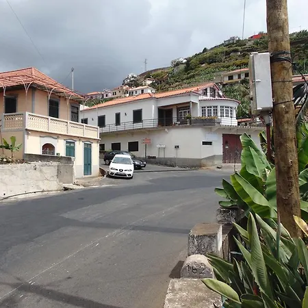 Levada Nova House בית נופש *