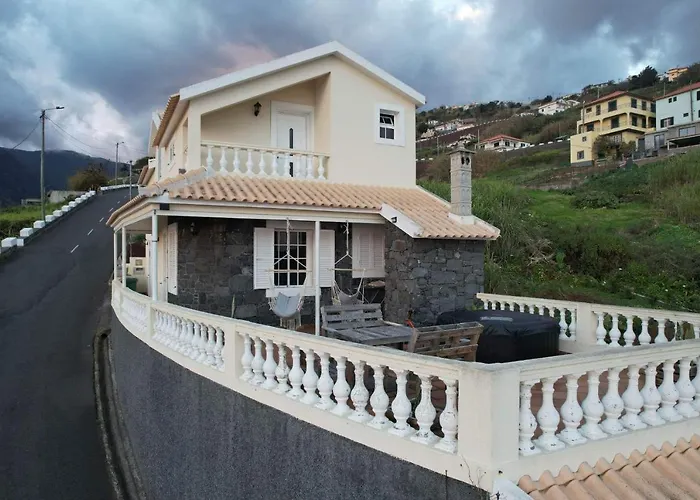 Levada Nova House * Ponta do Sol (Madeira)